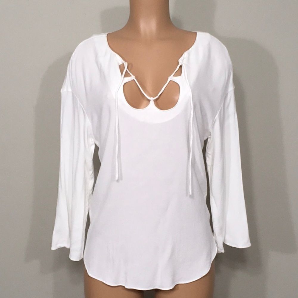 FRAME white lace neck top. - Picture 3 of 10